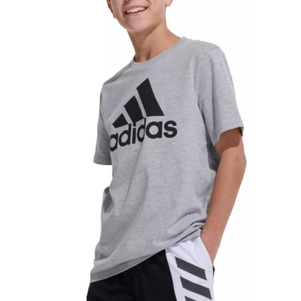 Adidas Boys Short Sleeve Logo Performance Tee - S(8)